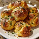 Hot Honey Ricotta Stuffed Garlic Knots – Cheesy, Buttery & Drizzled with Sweet Heat