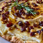 Easy Crispy Flatbread with Brie and Honey – Sweet, Savory & Elegantly Delicious!