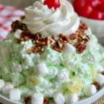 Easy Watergate Salad – Creamy, Fluffy & Full of Retro Dessert Charm!