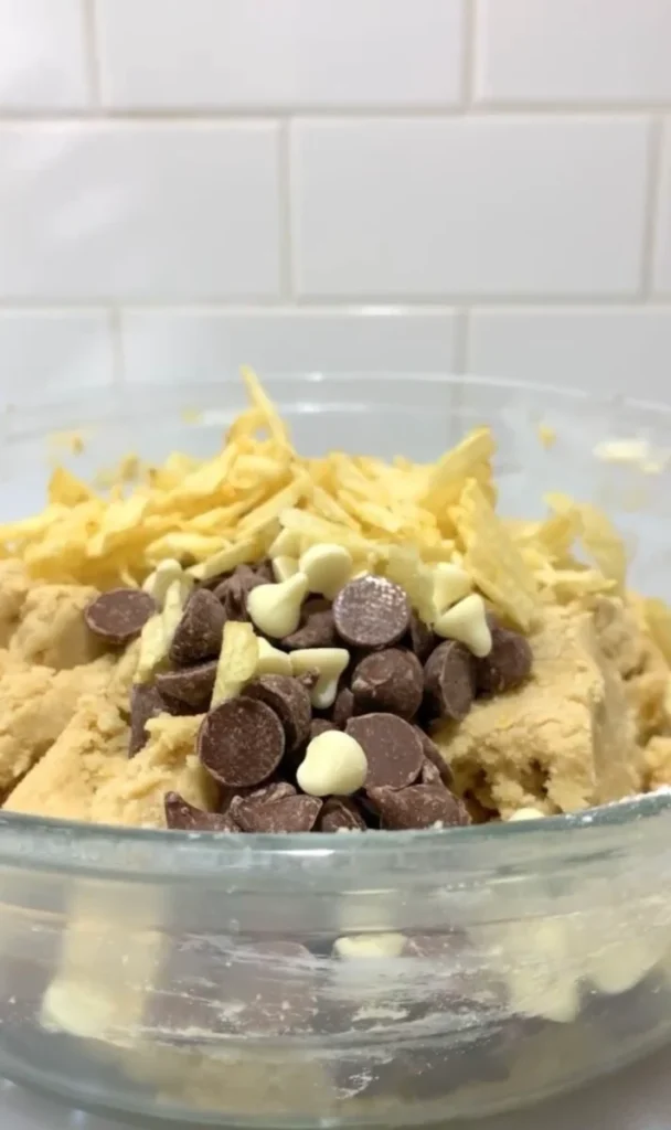 Chocolate Chip Potato Chip Cookies